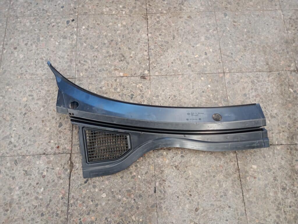 571819403 Poszycie lewe vw  Tiguan III