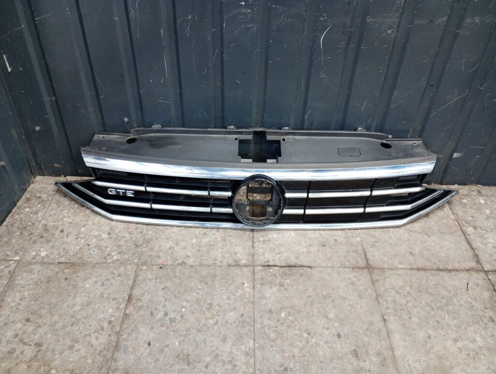 3G0853651CA Grill atrapa W PASSAT B8 3G LIFT 19-24 GTE