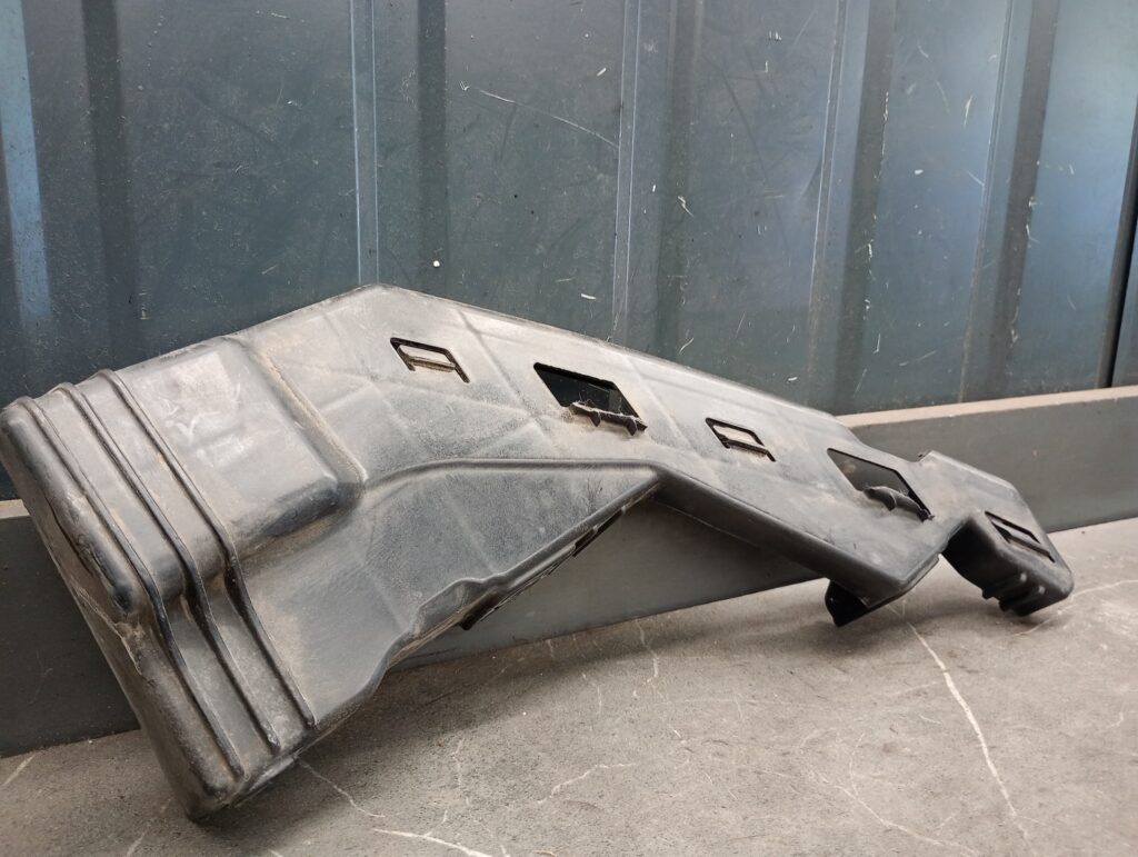 86552-d7000 ślizg zderzaka prawy przód hyundai tucson 3 15-