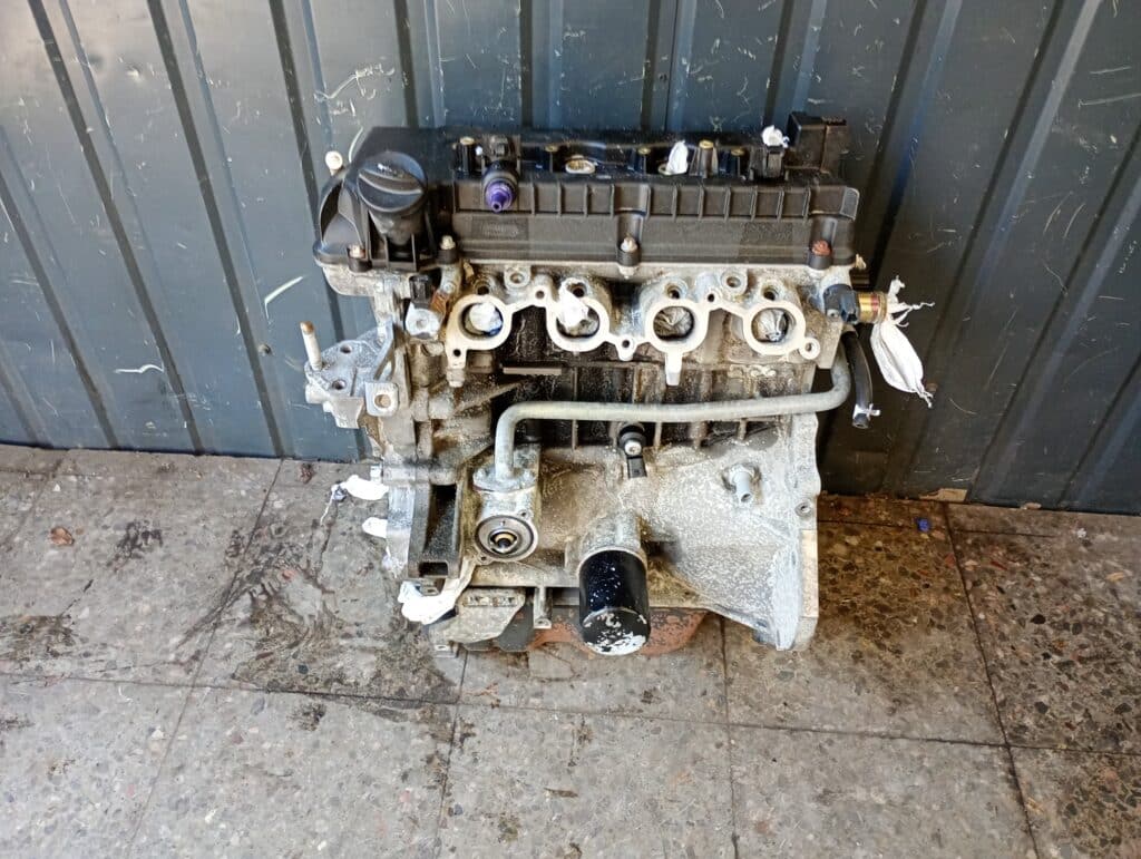 mn195733 Silnik  mitsubishi colt VI Z30   1.3  16V 05R 130TYS