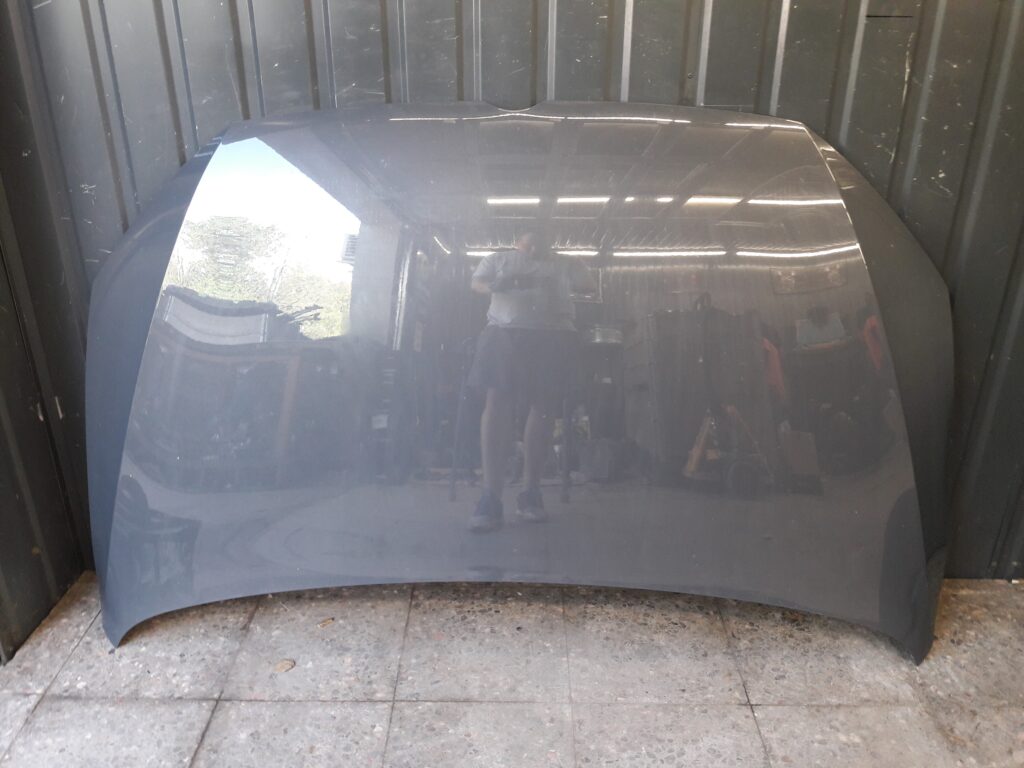 Maska VW Turan 5T0 szara