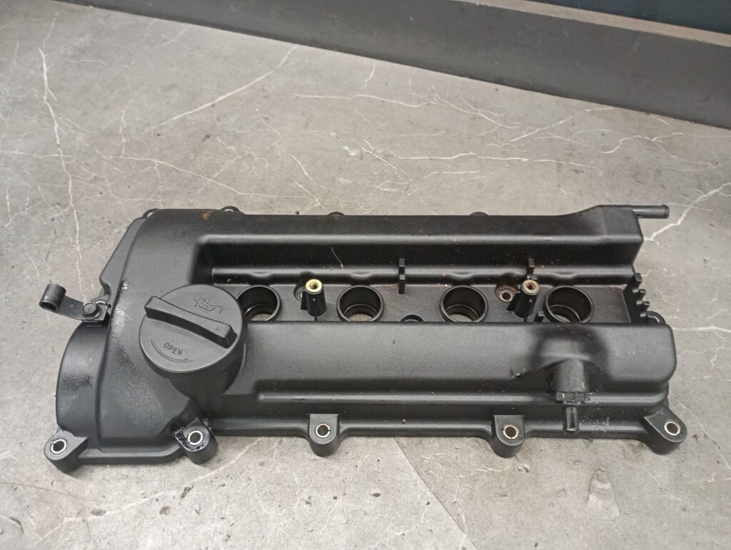 2240003010 pokrywa zaworow HYUNDAI I10