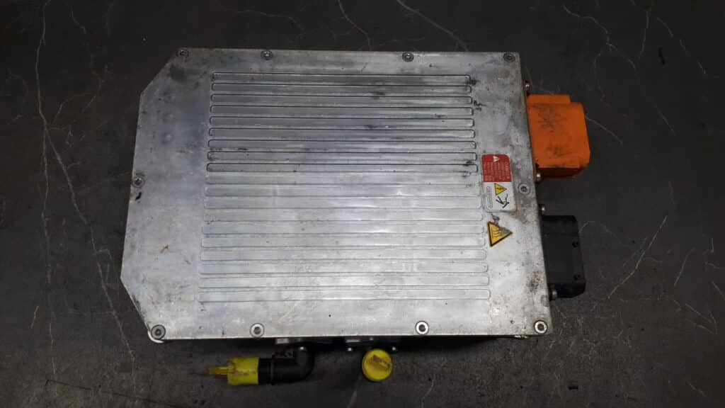 5qe915681s modul chlodzenia ladowarka audi a6 c8