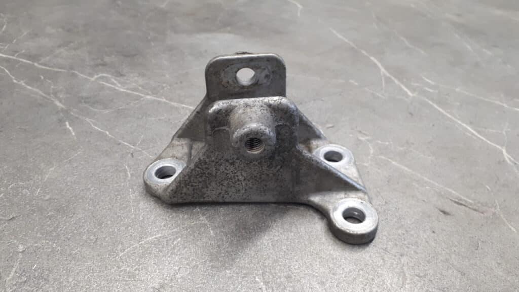 90496940 lapa silnika opel vectra b 1.8 16v X18XE