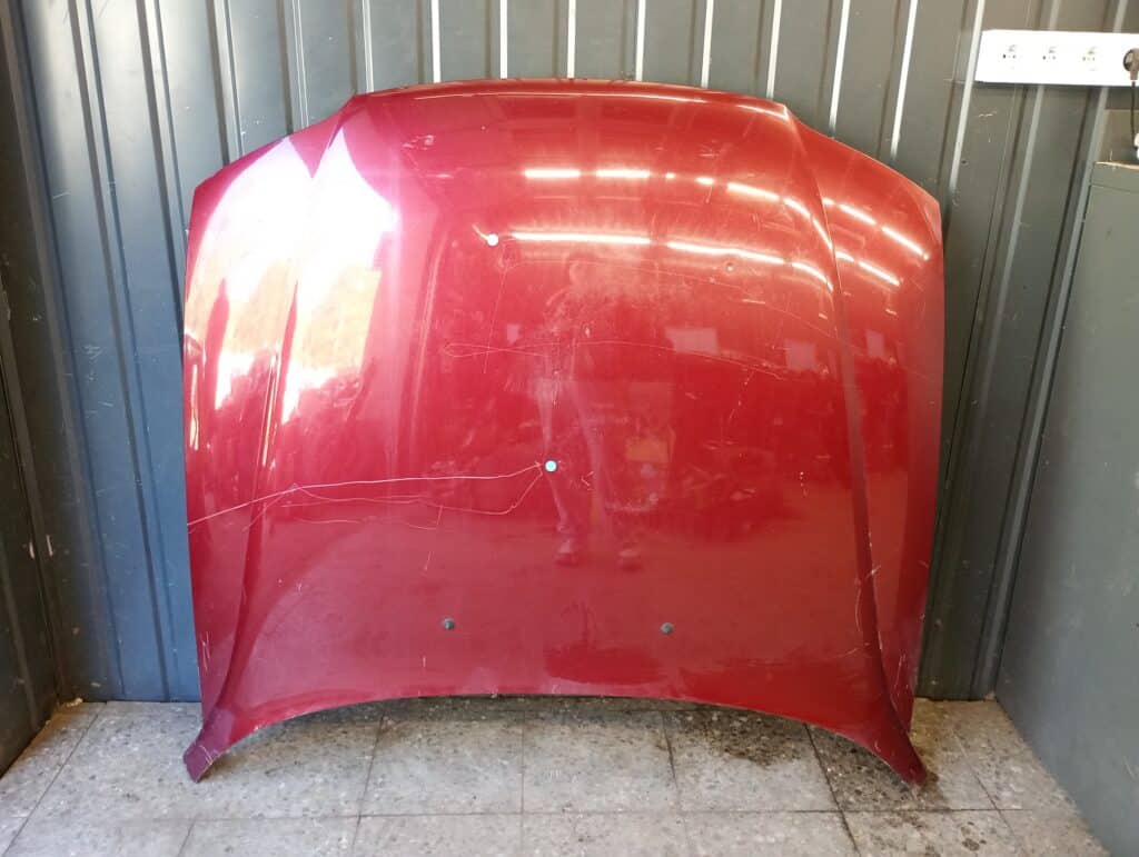 maska opel  vectra b lift  bordowa