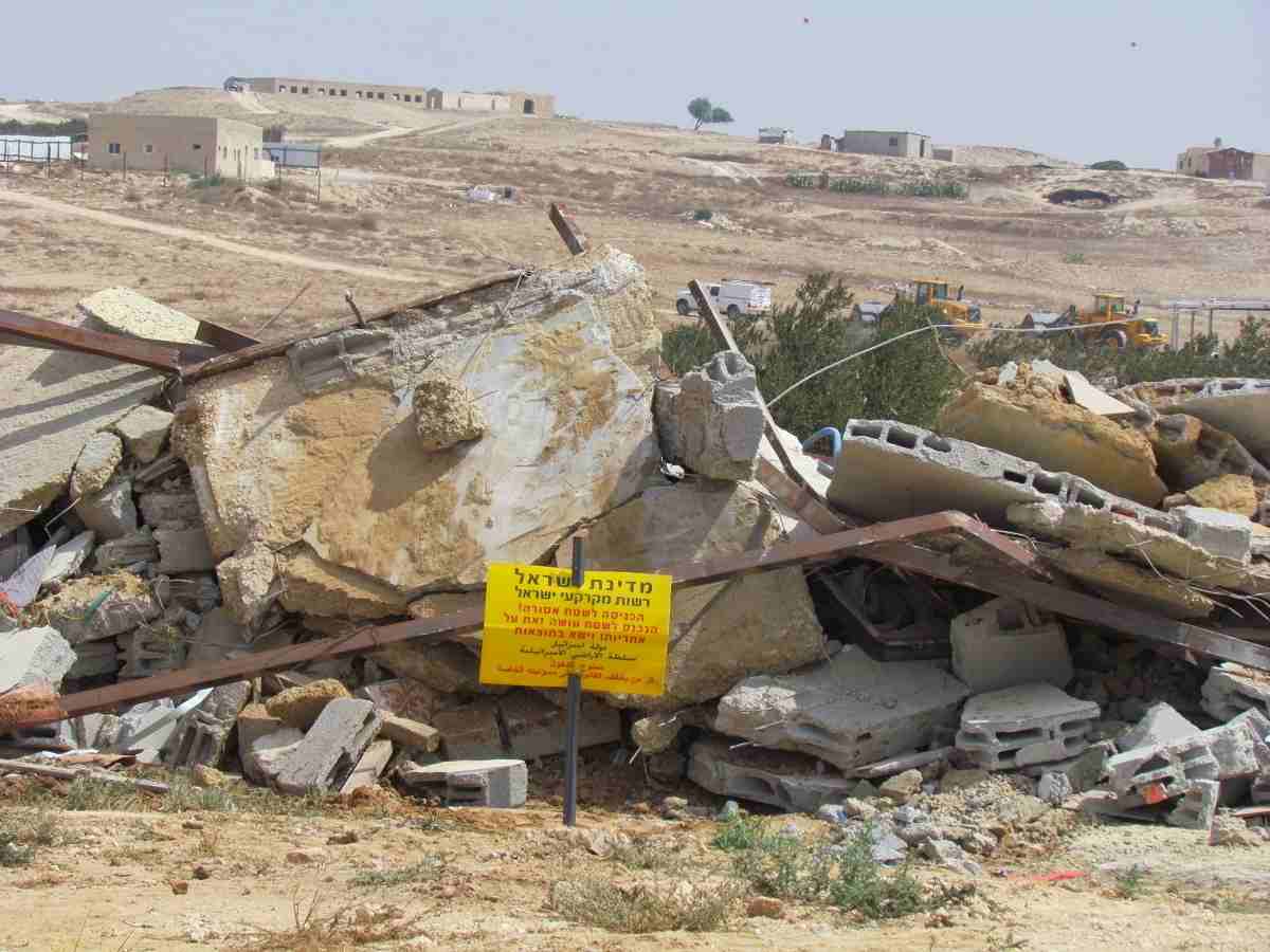 רשות מקרקעי ישראל בסיוע גורמי אכיפה ביצעה פעולות אכיפה נגד פלישות לקרקעות מדינה בנגב