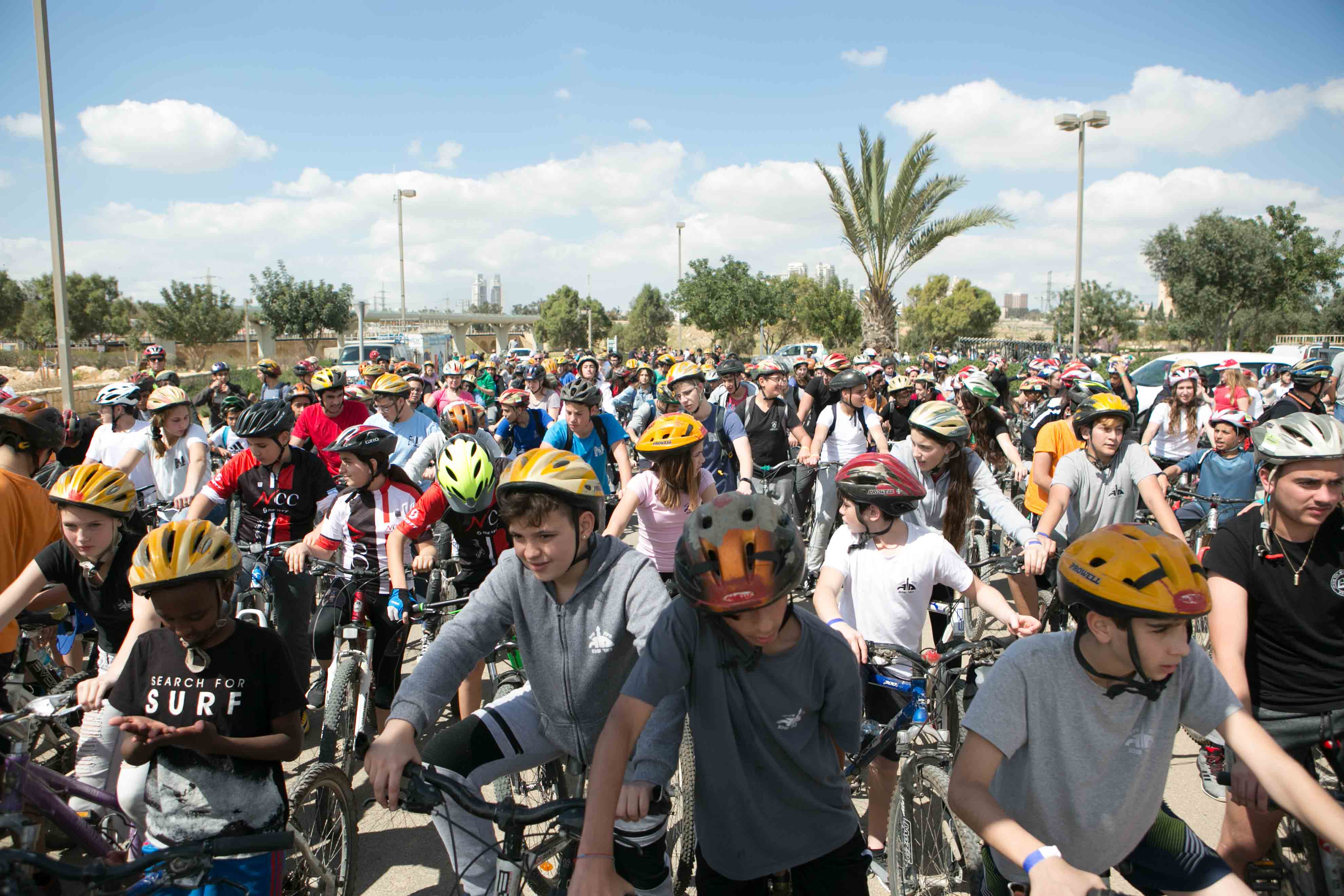 מדוושים בביטחה בנתיב הירוק בפארק נחל באר-שבע: מסע האופניים המסורתי לזכר יוסי צ'יפרוט התקיים בפעם העשירית