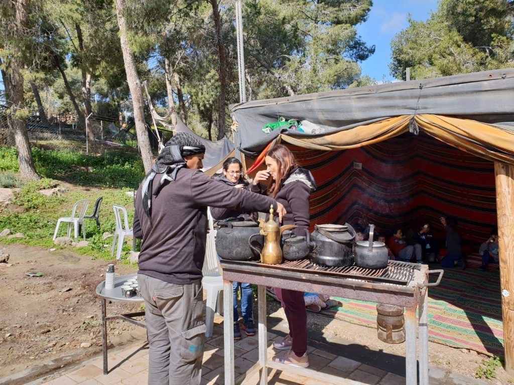 ביקור שכנים