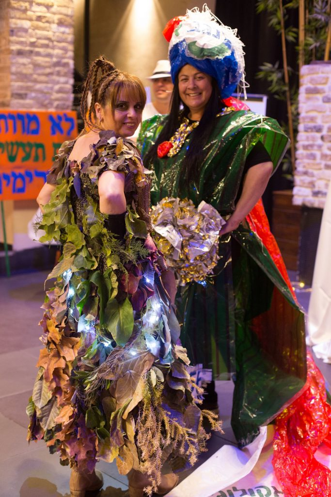 מצעד התחפושות הממוחזרות 