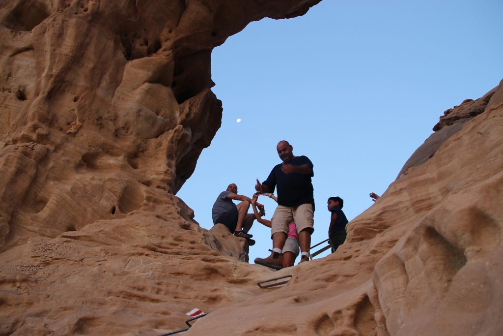 עוטפים את עוטף עזה