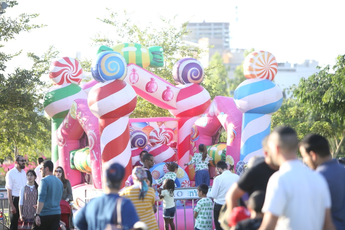 מעל ל- 10,000 משתתפים הגיעו לפסטיבל מצוינגב