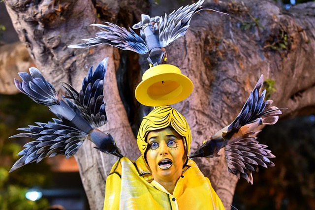 הכובען המטורף, הציפורים של היצ'קוק ועוד שלל פסלים חיים מזמינים אתכם לפגוש אותם ב"פסטיבל אומנויות רחוב" באילת