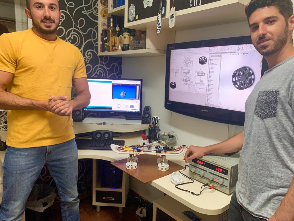 סקייטבורד מעופף במסדרונות SCE