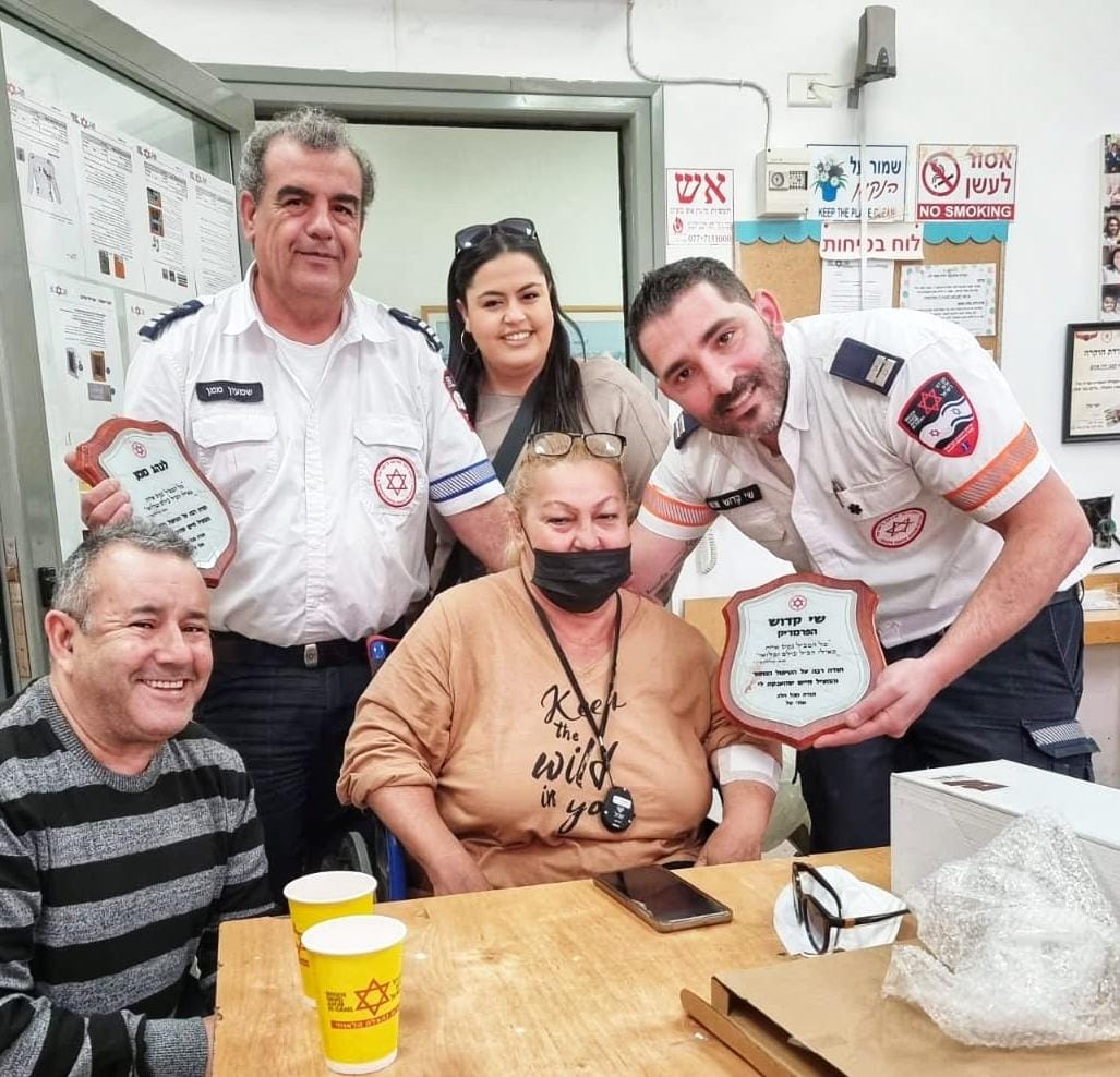 הפאראמדיק של מד"א הציל את חיי המטופלת – וגילה שהיא שכנתו לשעבר שלא פגש 20 שנה