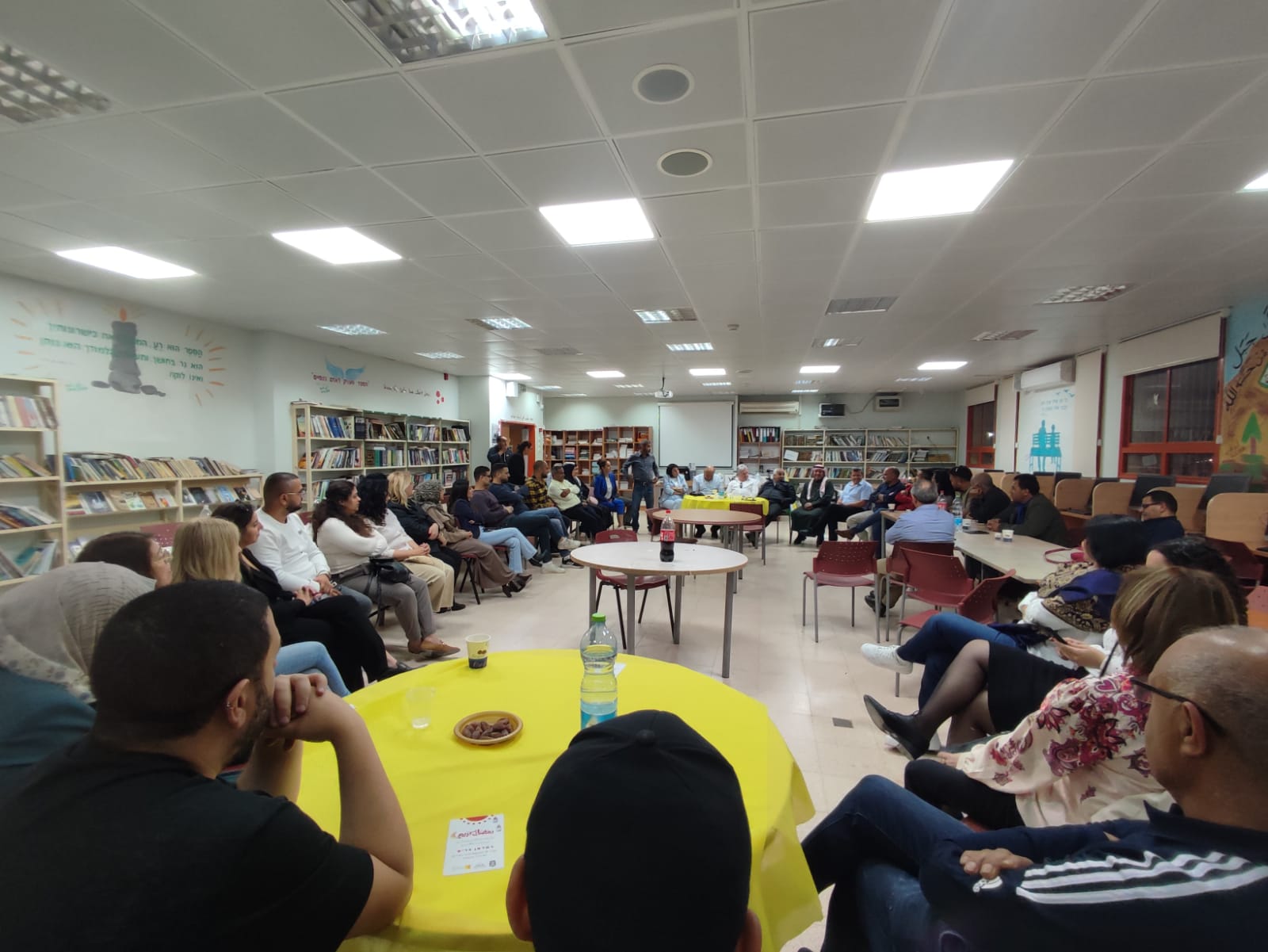 ראש העיר דימונה ויו"ר אשכול נגב מזרחי, ראש המועצה האזורית נווה מדבר ויו"ר ומנכ"ל ארגון אג'יק, התכנסו לארוחת איפטאר ומפגש חגיגי