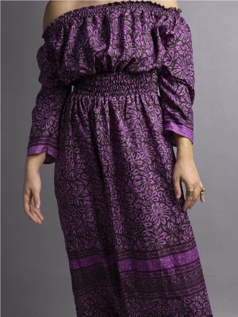 Abito Lungo Etnico con Scollo a Barca viola – Radha