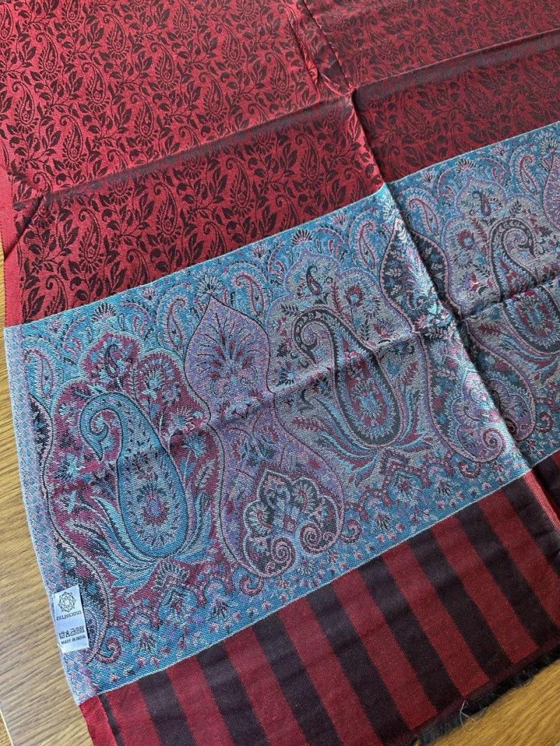 Sciarpa in Seta e Viscosa - Rosso con Righe