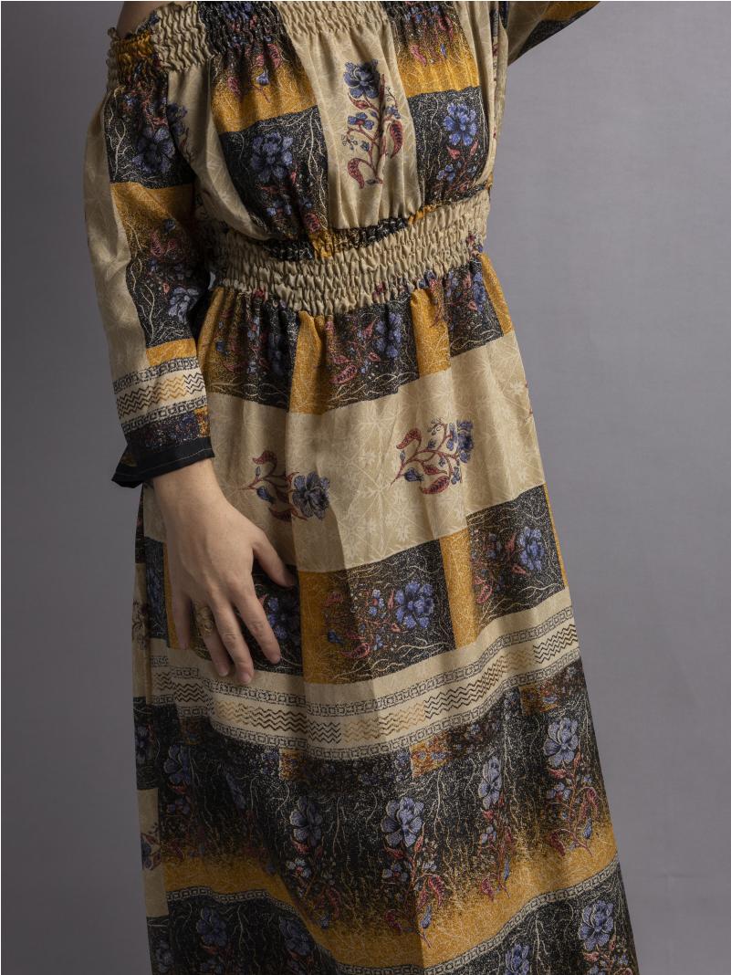 Abito Lungo Etnico con Scollo a Barca ocra – Radha