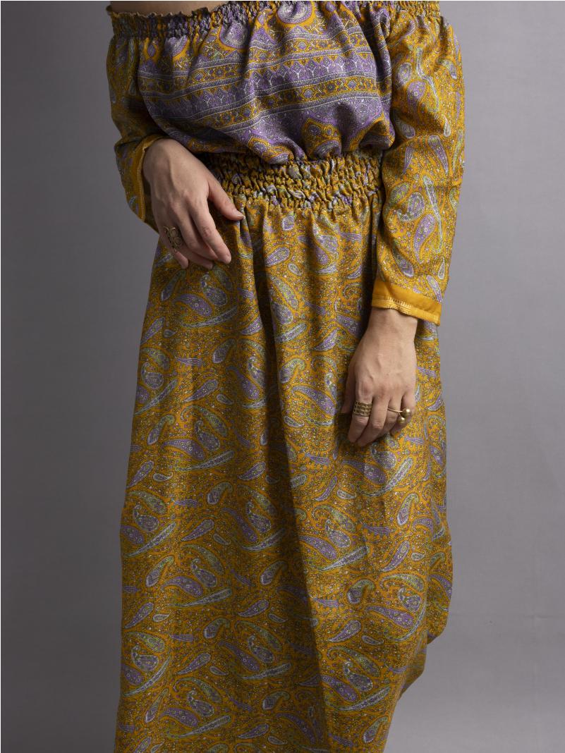 Abito Lungo Etnico con Scollo a Barca ocra – Radha