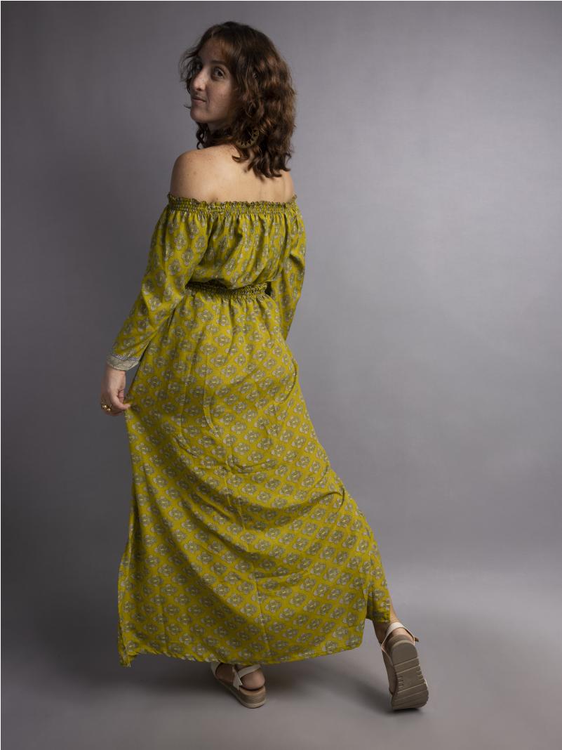 Abito Lungo Etnico con Scollo a Barca verde – Radha