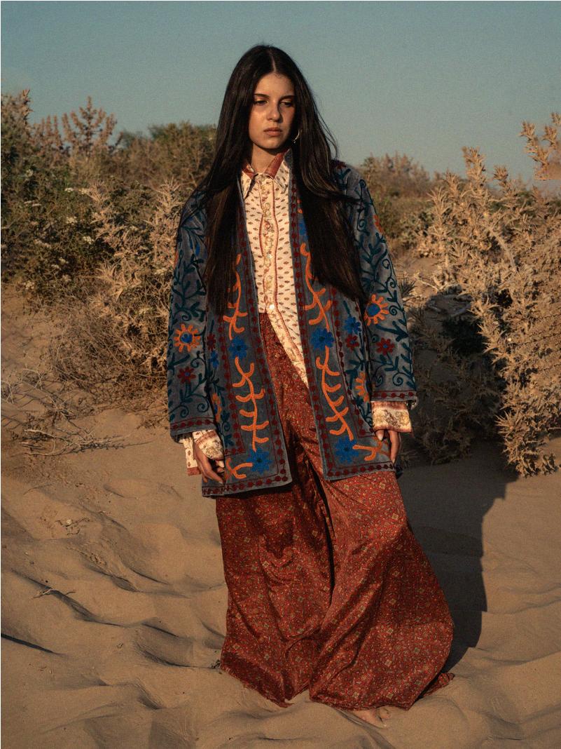 Cappotto tre quarti SUZANI in Velluto con ricamo fatto a mano - Ceruleo