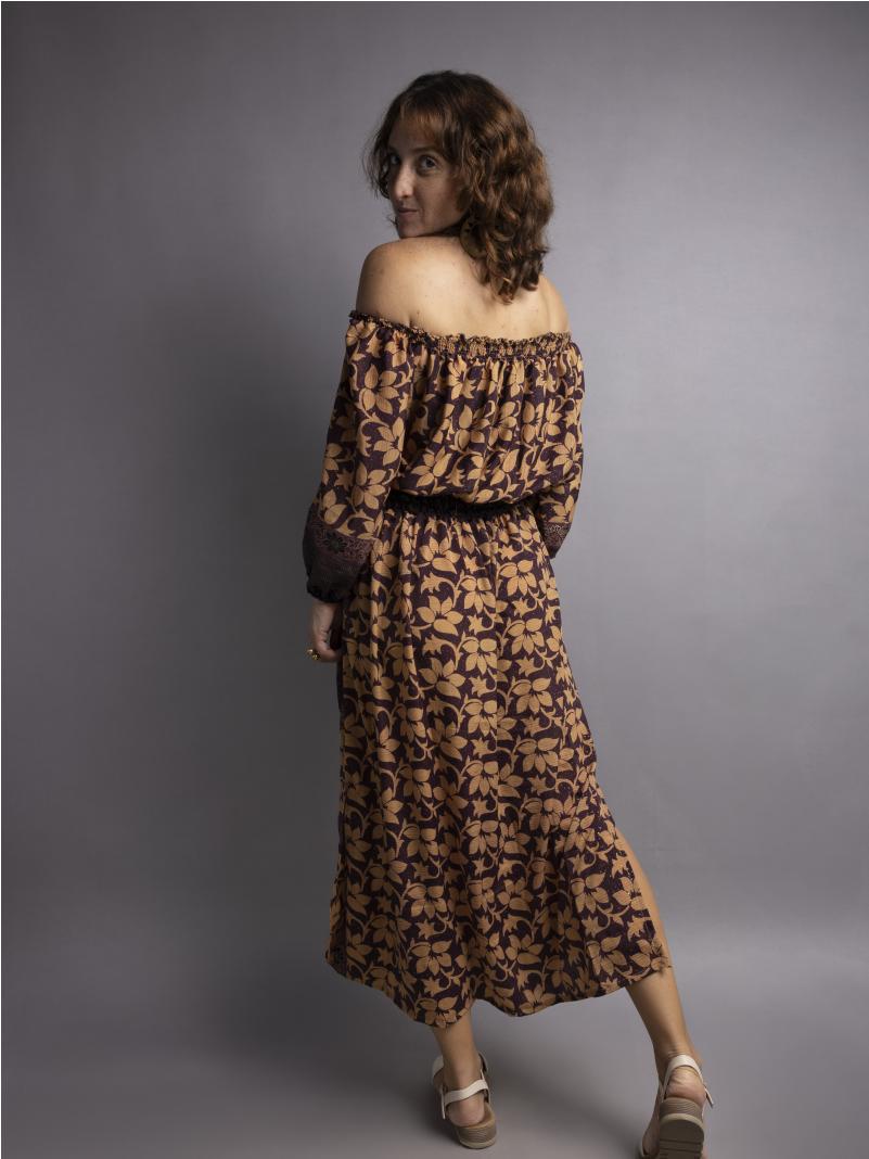 Abito Lungo Etnico con Scollo a Barca marrone – Radha