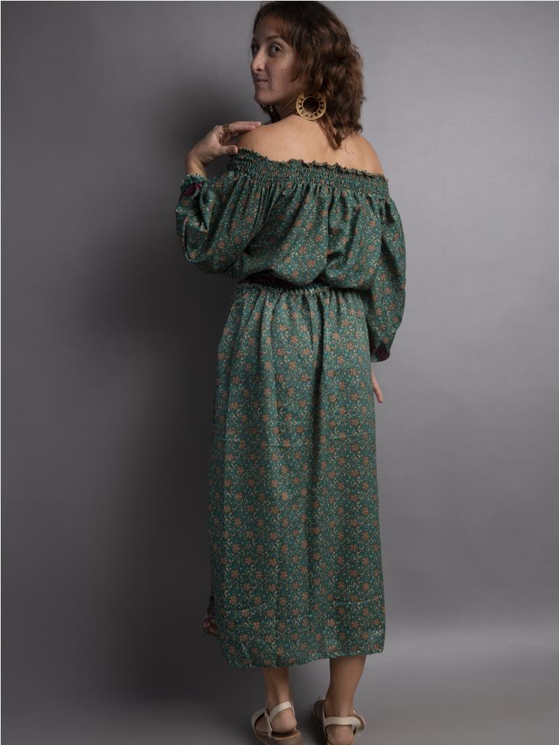 Abito Lungo Etnico con Scollo a Barca verde – Radha