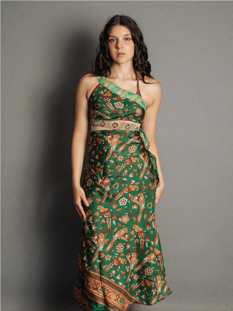 Gonna etnica lunga a portafoglio verde – India