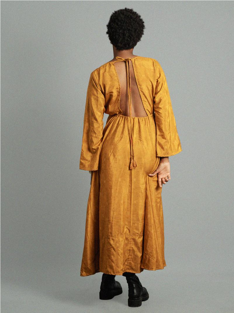 Abito con schiena scoperta giallo – Sikh