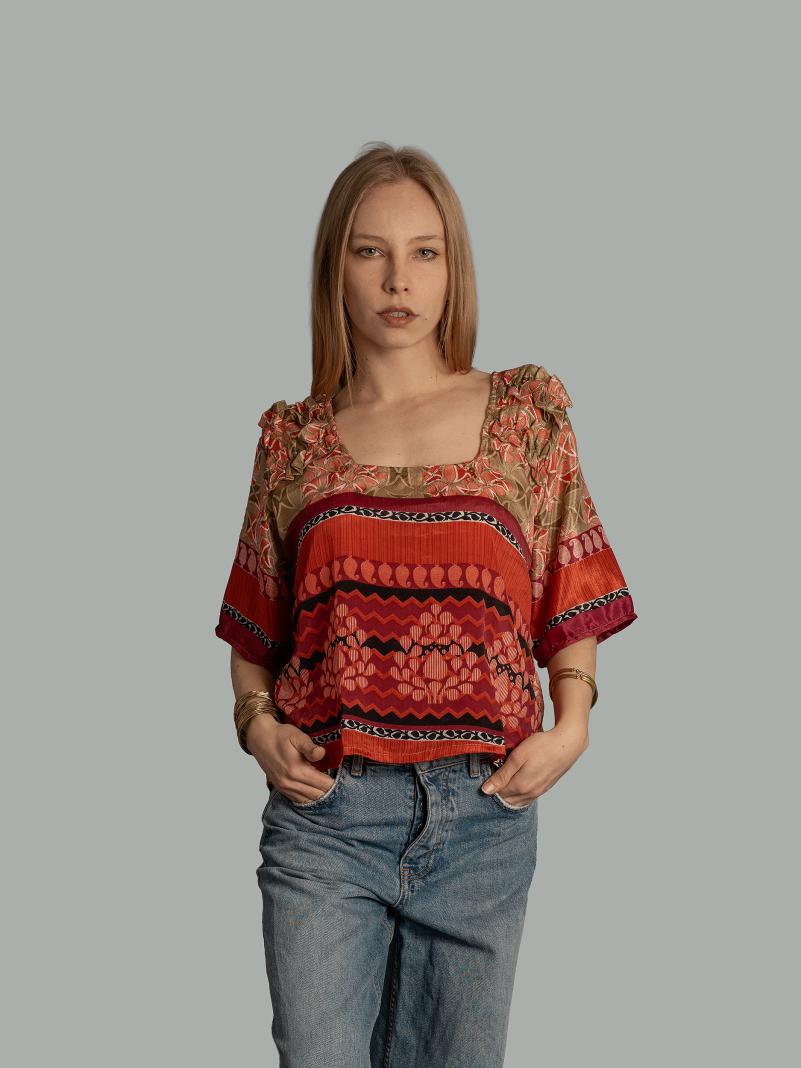 Choli Top Tradizionale rosso e beige