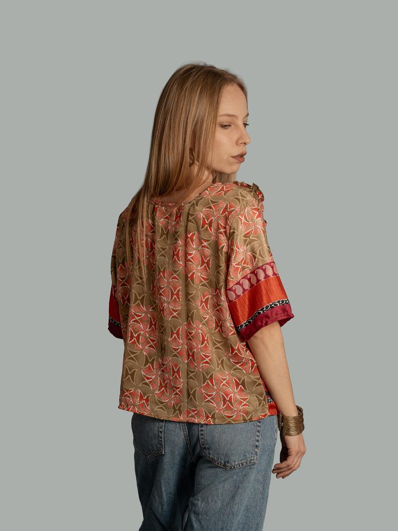 Choli Top Tradizionale rosso e beige