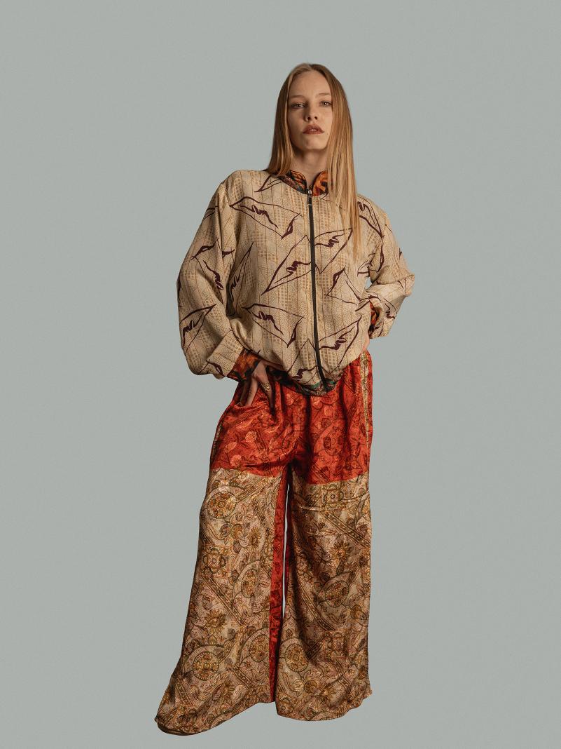 Pantalone ocra e rosso - Lucknow