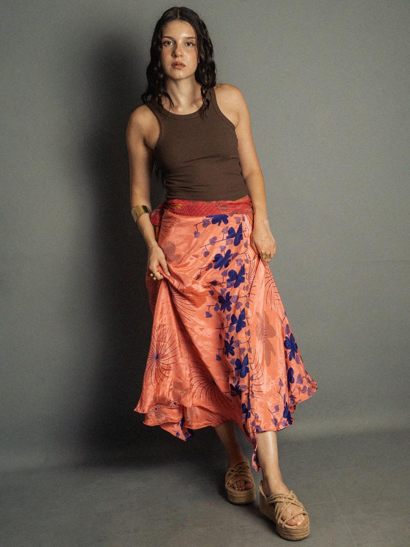 Gonna etnica lunga a portafoglio rosso e rosa – India