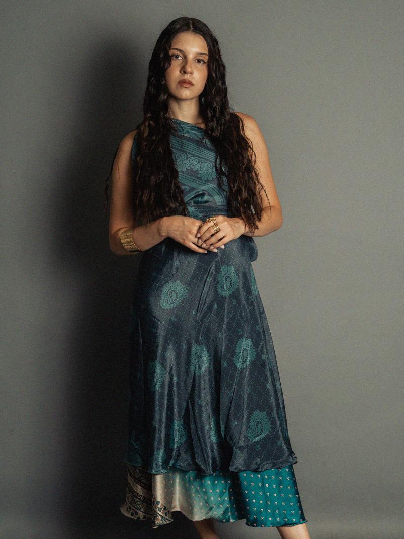 Gonna etnica lunga a portafoglio blu – India