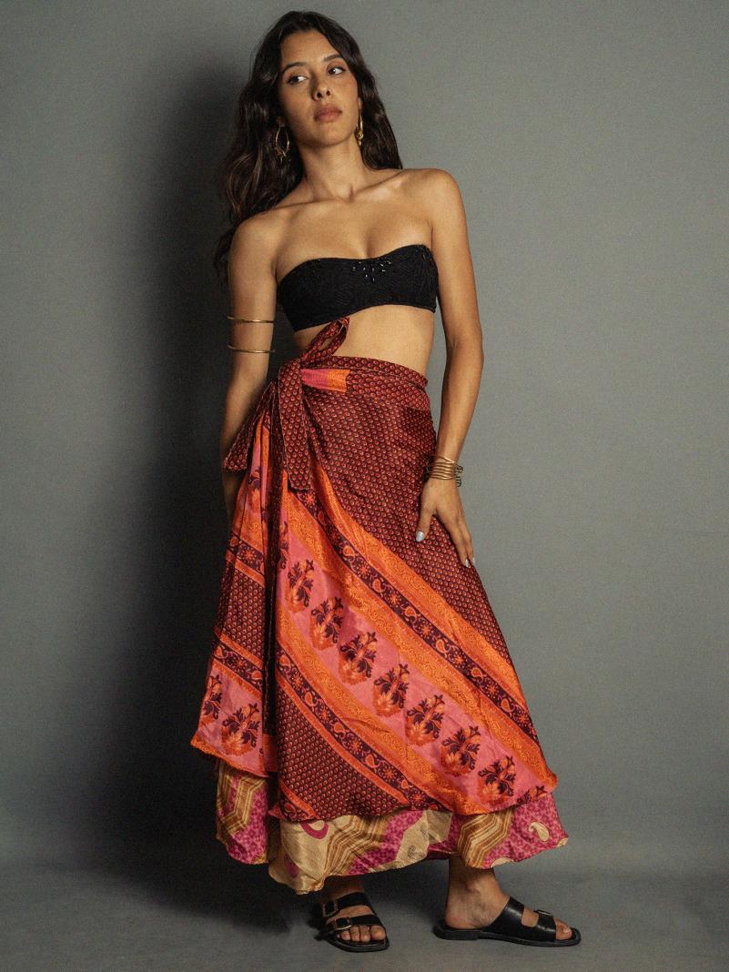 Gonna etnica lunga a portafoglio rosso arancione e rosa – India