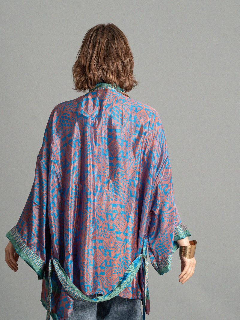 Kimono corto blu e rosso - Kerala