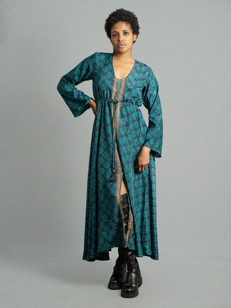 Abito con schiena scoperta blu – Sikh