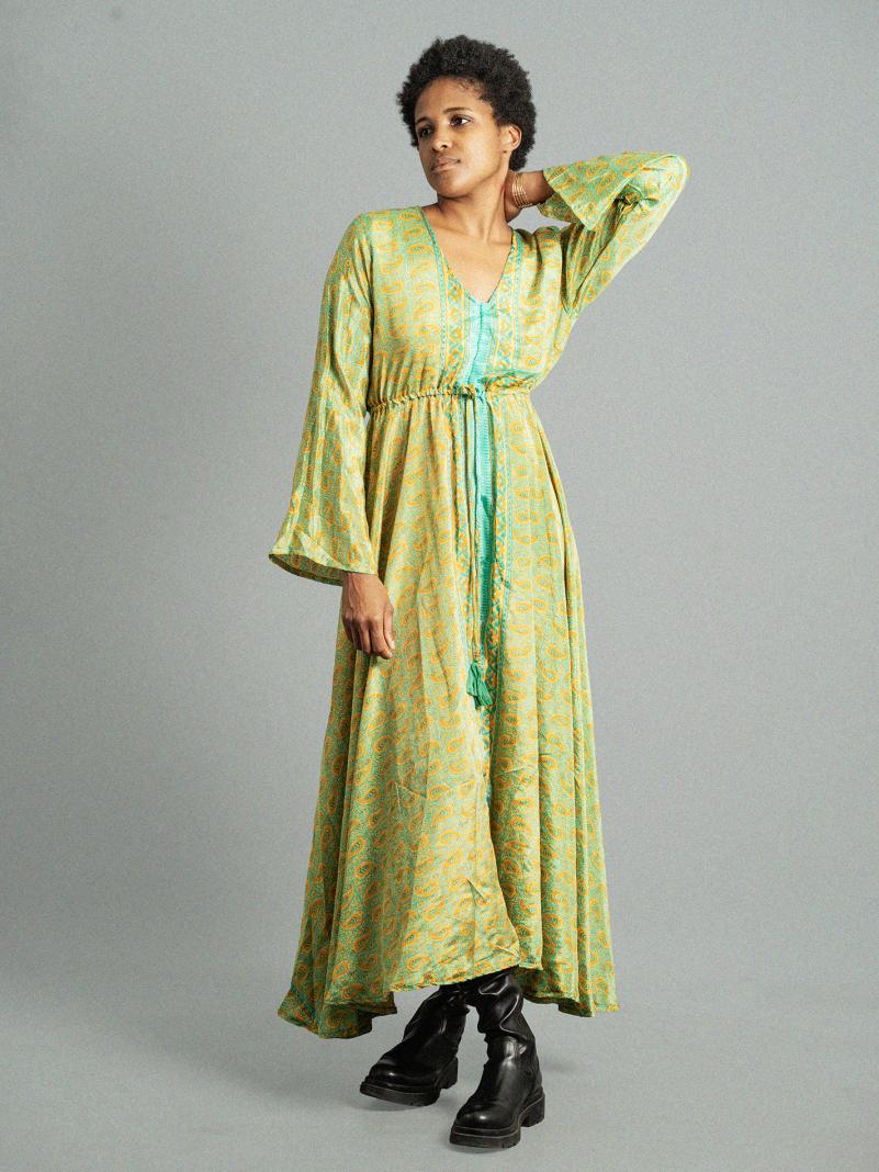 Abito con schiena scoperta verde e giallo – Sikh