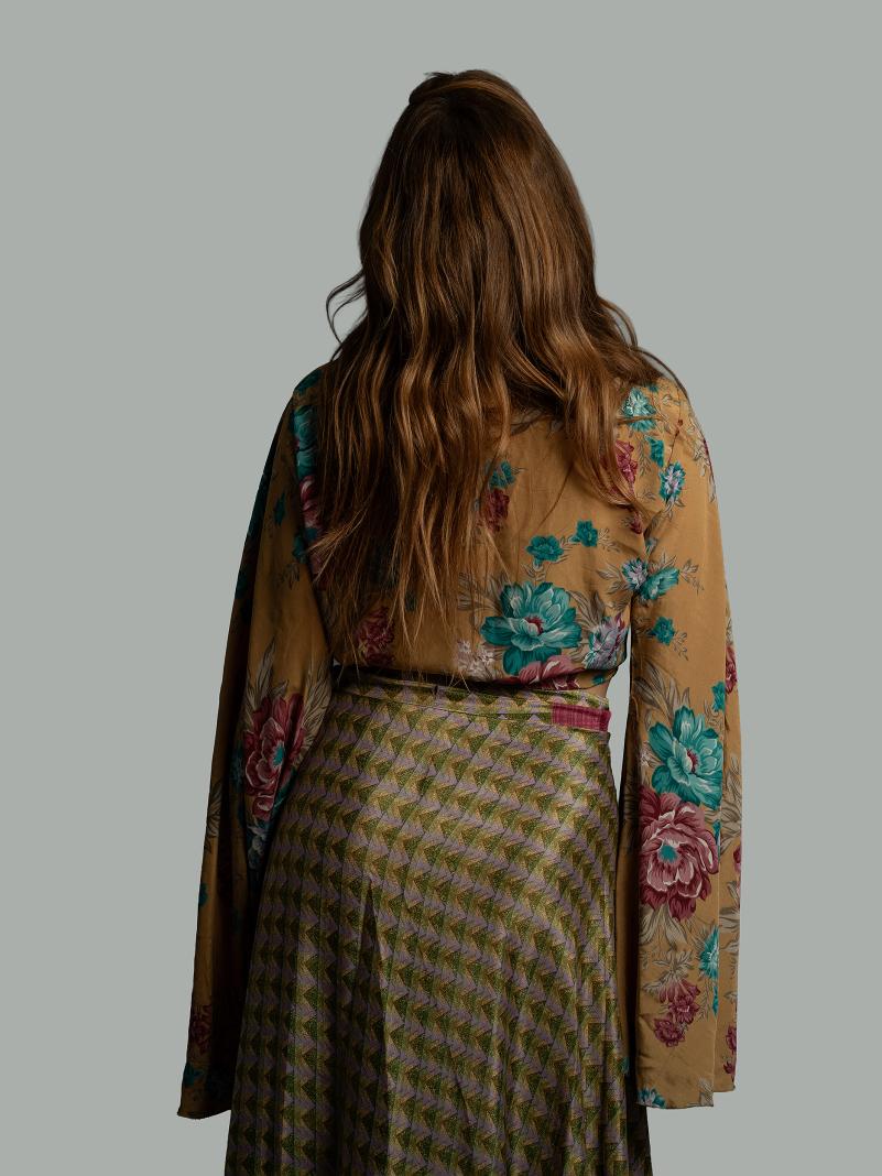 Wrap Top Manica larga fiori – Gandhi