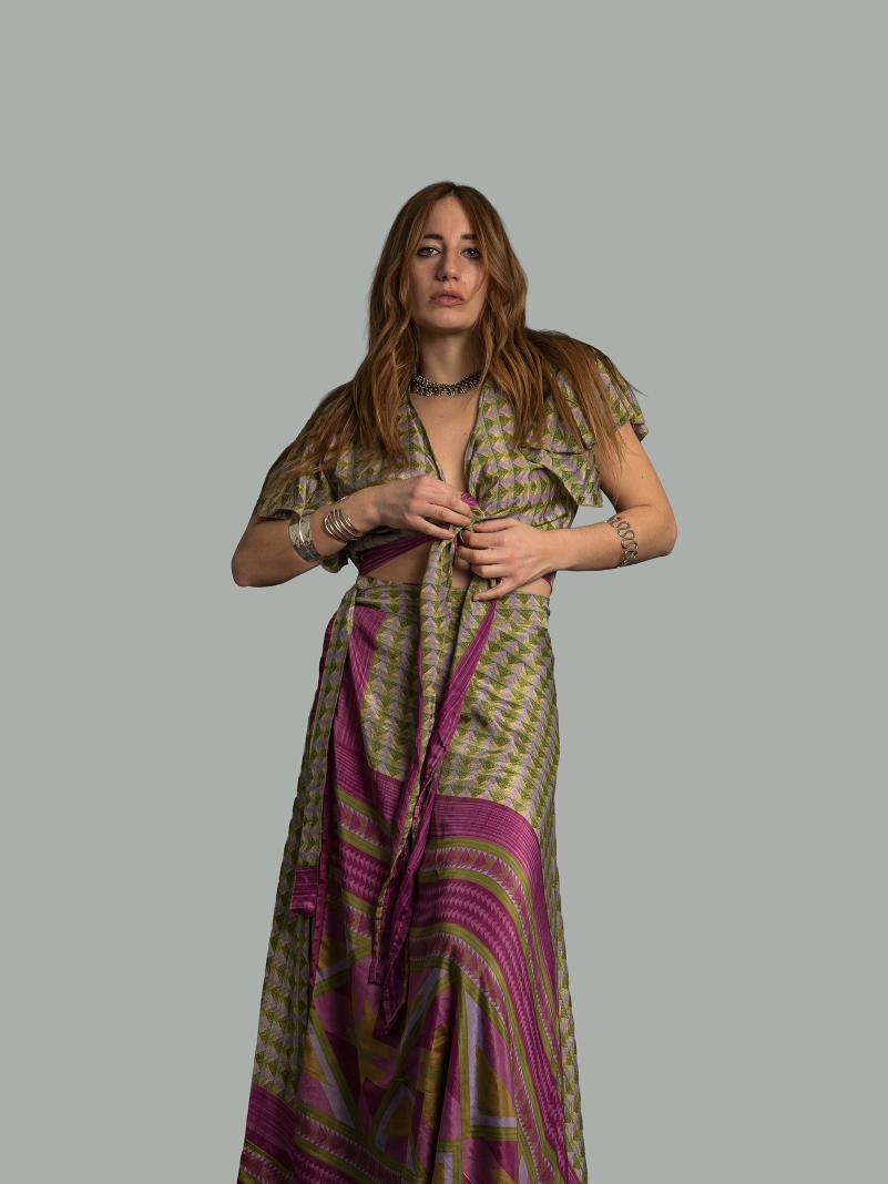 Wrap top e Gonna a Portafoglio verde chiaro e rosa - Manali