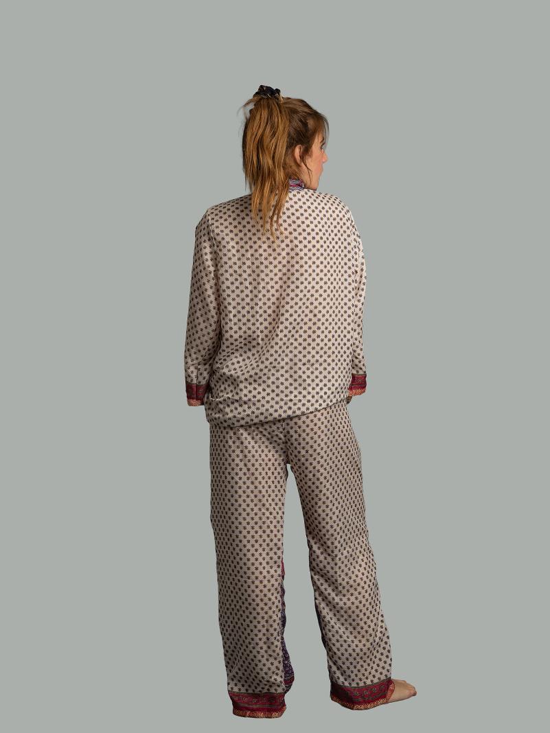 Pigiama in Sari LXL - bianco e rosa