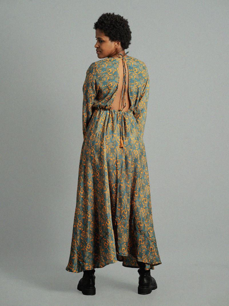 Abito con schiena scoperta giallo – Sikh