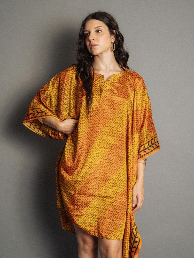 Caftano giallo e arancione