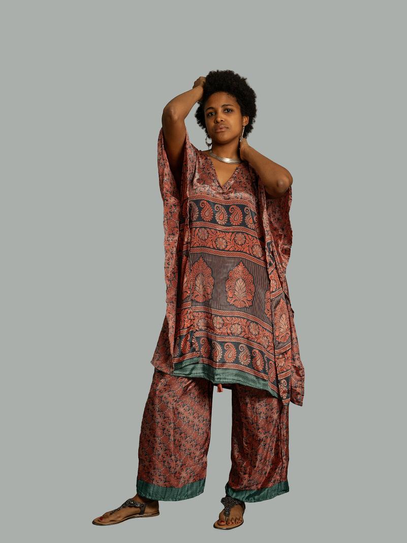 Caftano e pantalone blu e rosso - Jaisalmer