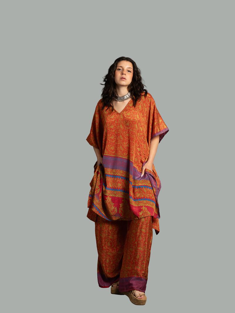 Caftano e pantalone rosso - Jaisalmer