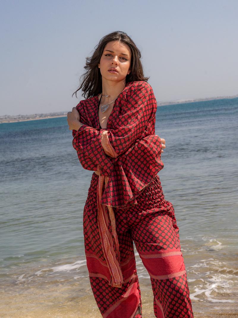 Wrap Top e Pantalone rosso – Punjabi