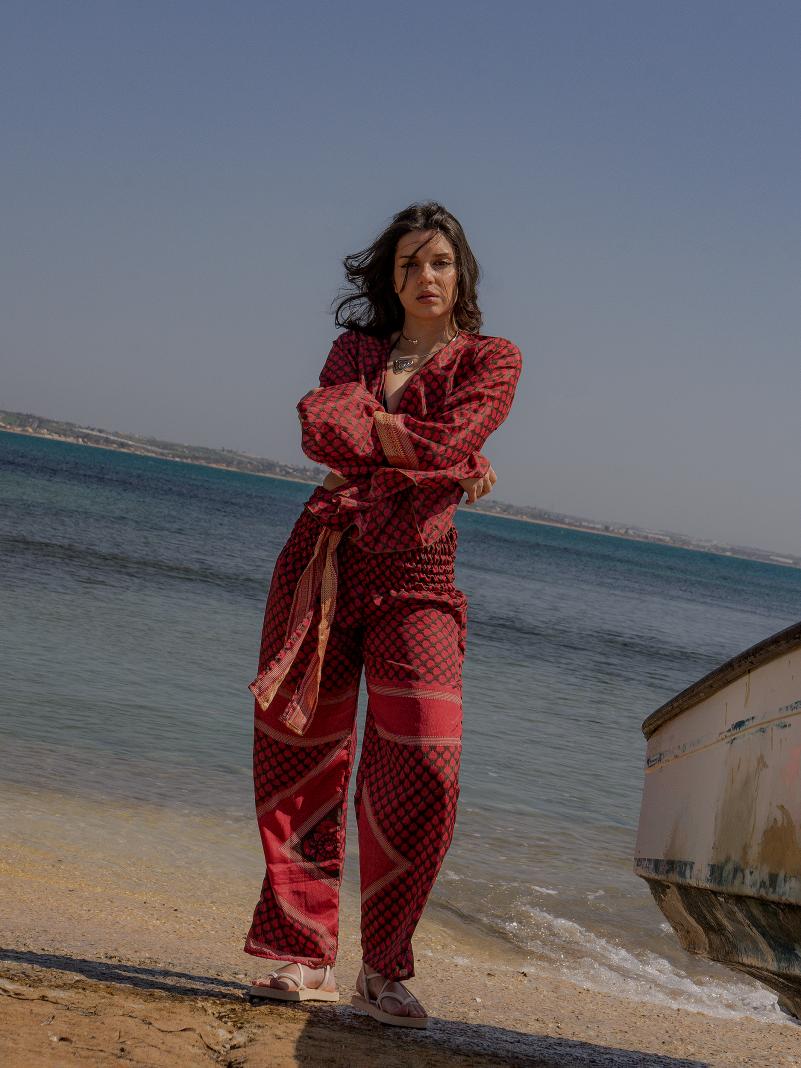 Wrap Top e Pantalone rosso – Punjabi