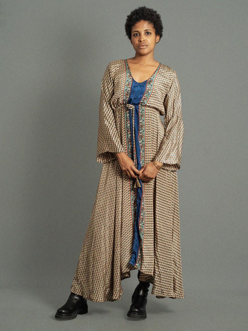Abito con schiena scoperta beige – Sikh