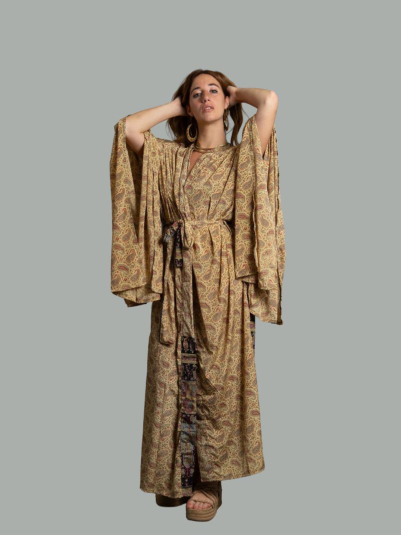 Kimono Manica Larga beige - Surat