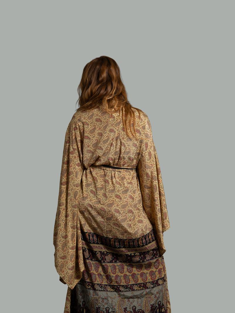 Kimono Manica Larga beige - Surat